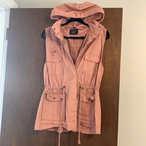 Mauve cargo vest